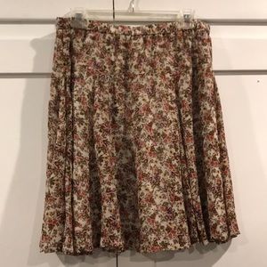 Medium Old Navy Floral Skirt